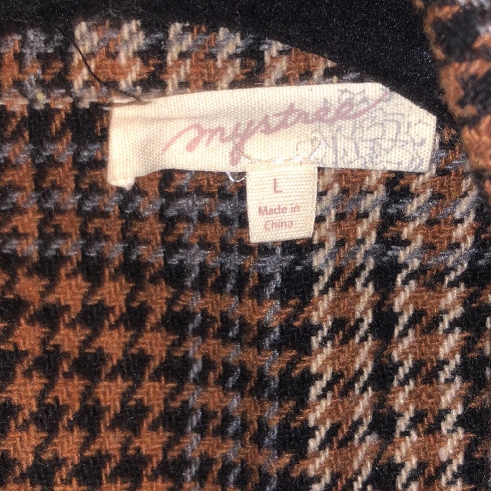 Brown jacket - Picture 2 of 3